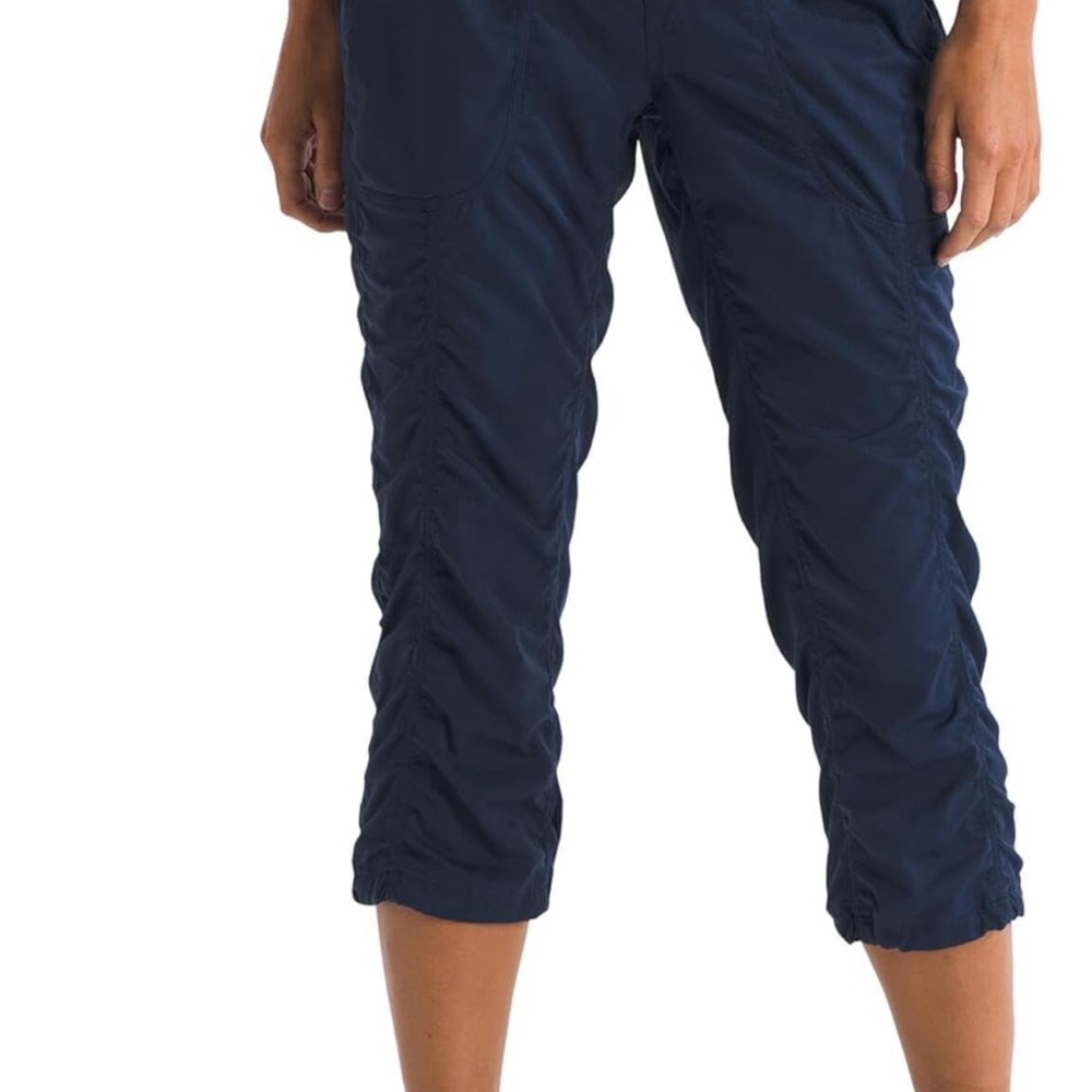 North face Aphrodite Navy Women's Cropped Pants